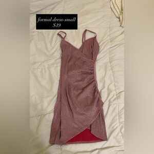 Elegant Pink Sleeveless Dress